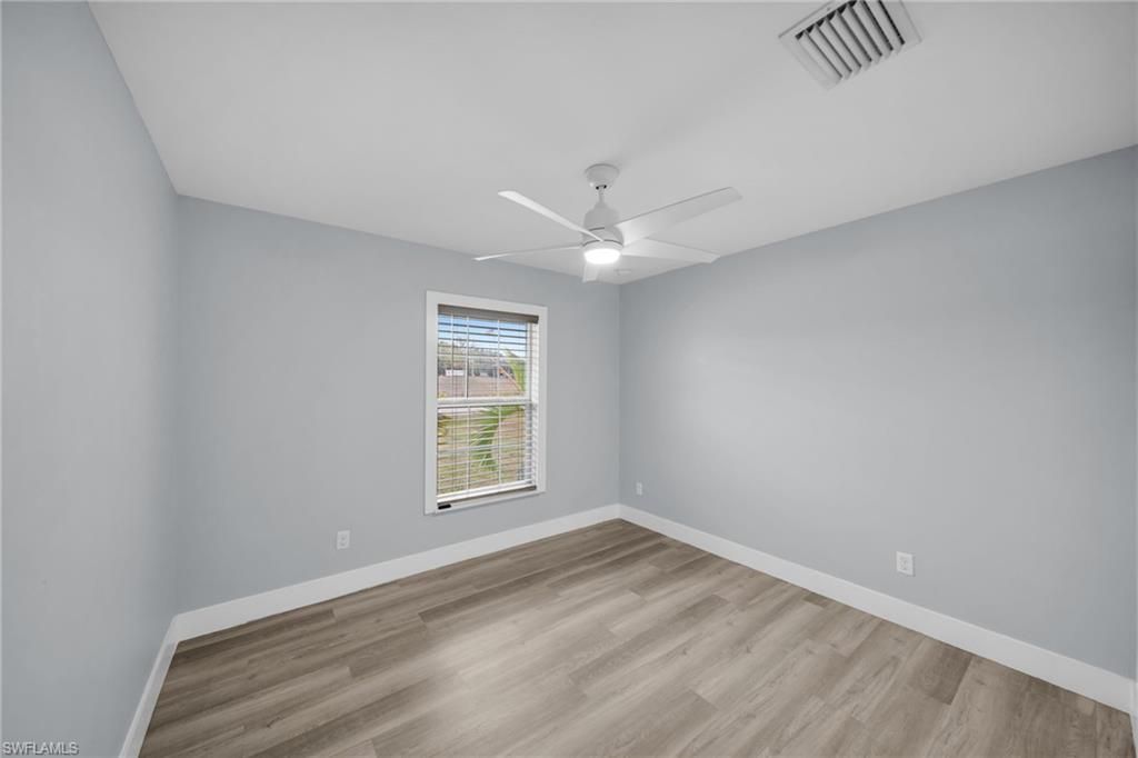 Image 23 of property listing at 613 SW 13th TER, Cape Coral, FL 33991