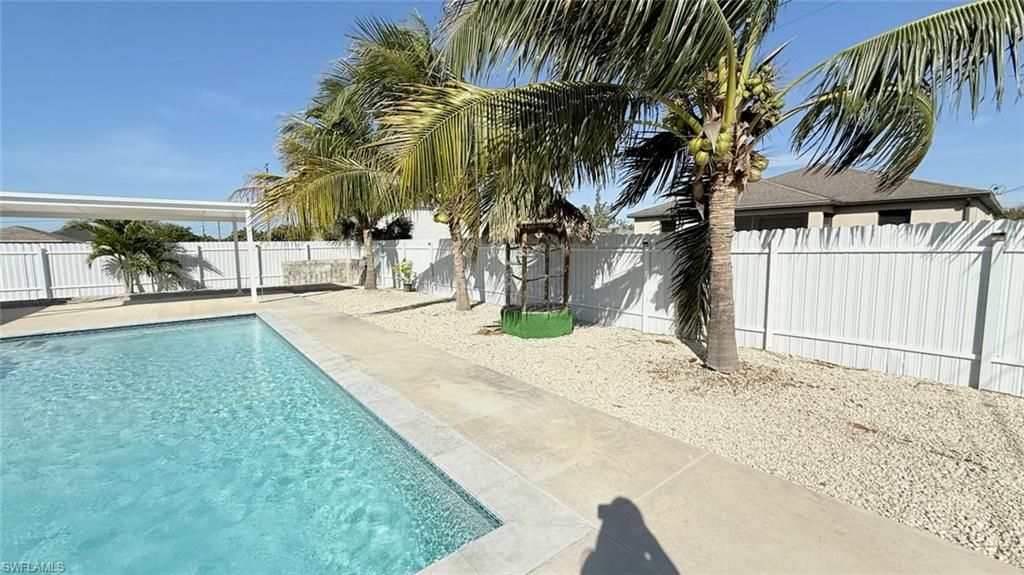 Image 37 of property listing at 613 SW 13th TER, Cape Coral, FL 33991
