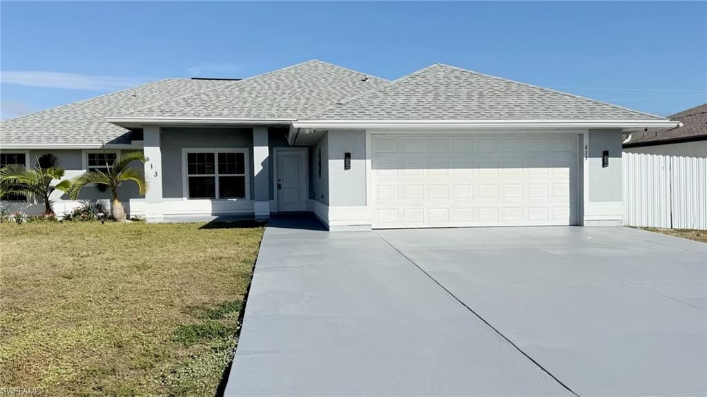 Image 4 of property listing at 613 SW 13th TER, Cape Coral, FL 33991