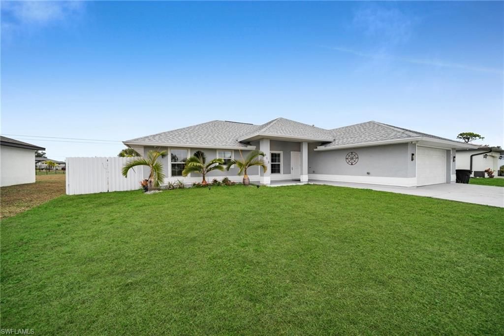Image 40 of property listing at 613 SW 13th TER, Cape Coral, FL 33991