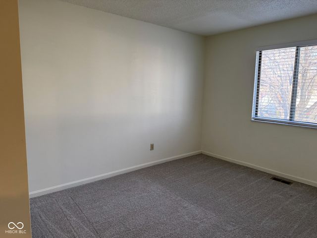 7607 Home Drive, Fishers, IN 46038