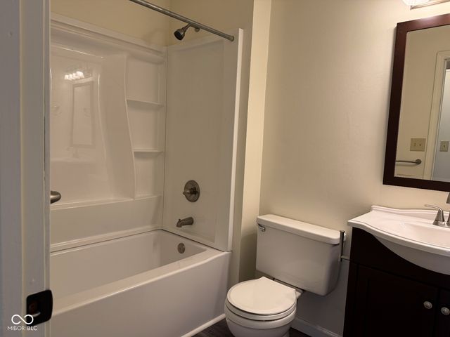 7607 Home Drive, Fishers, IN 46038