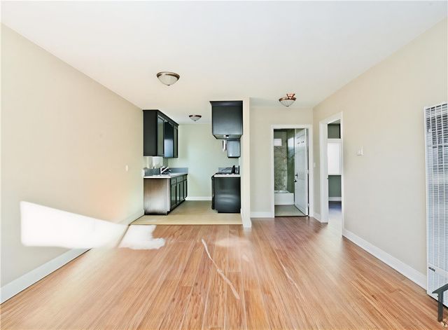 622 W 59th Pl, Los Angeles, CA 90044