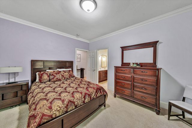 7395 Starlight LN, Boones Mill, VA 24065
