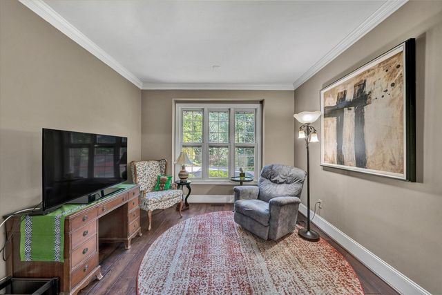 7395 Starlight LN, Boones Mill, VA 24065
