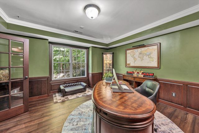 7395 Starlight LN, Boones Mill, VA 24065
