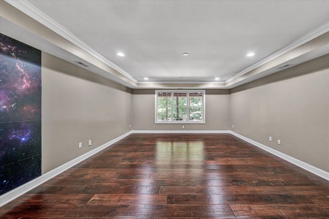 7395 Starlight LN, Boones Mill, VA 24065
