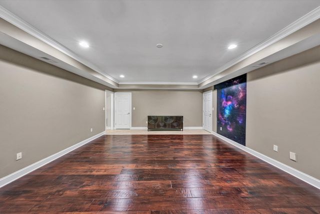 7395 Starlight LN, Boones Mill, VA 24065