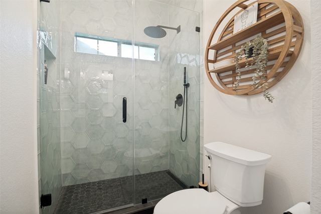 10413 Broadmoor Lane, Rowlett, TX 75089