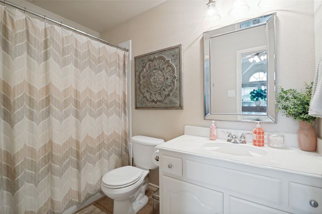 10413 Broadmoor Lane, Rowlett, TX 75089