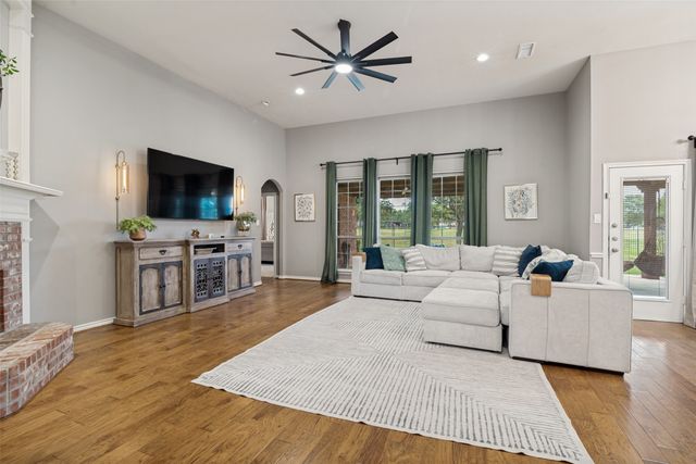 10413 Broadmoor Lane, Rowlett, TX 75089