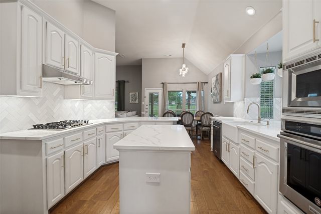 10413 Broadmoor Lane, Rowlett, TX 75089