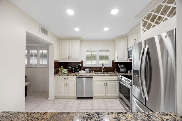 15072 Ashland Place 124, Delray Beach, FL 33484