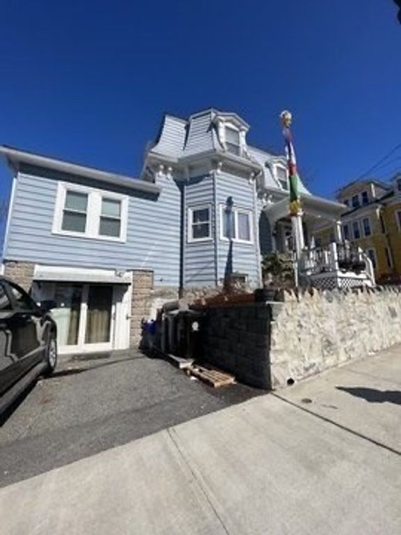 28 Gould Ave 1, Malden, MA 02148