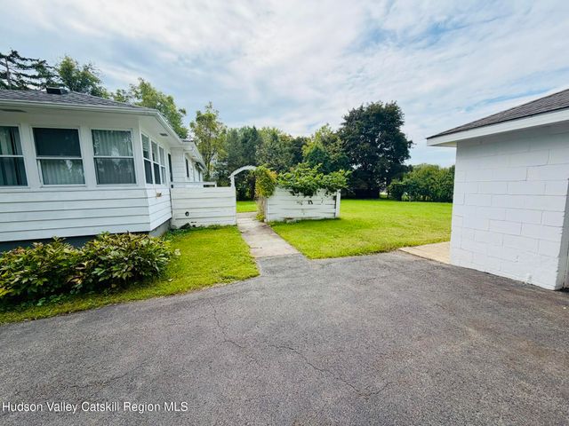 65 Ely Street, Coxsackie, NY 12051