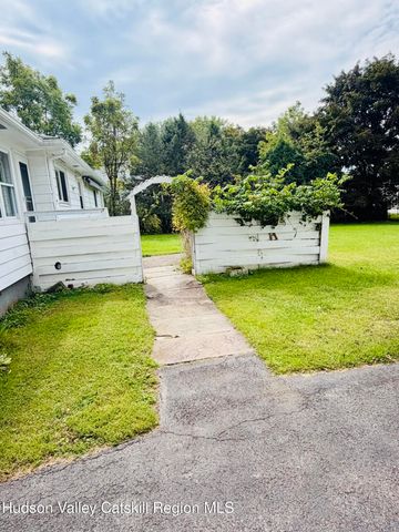 65 Ely Street, Coxsackie, NY 12051