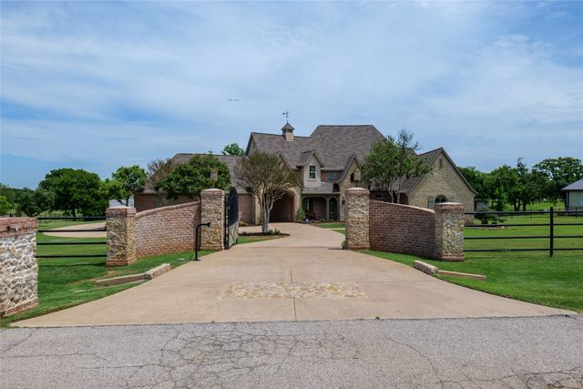 12090 Lake Trail Drive, Copper Canyon, TX 76226