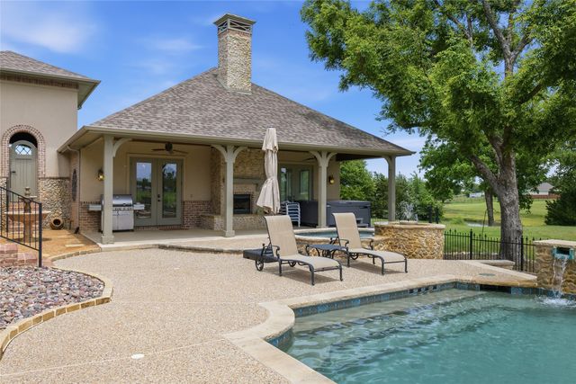 12090 Lake Trail Drive, Copper Canyon, TX 76226