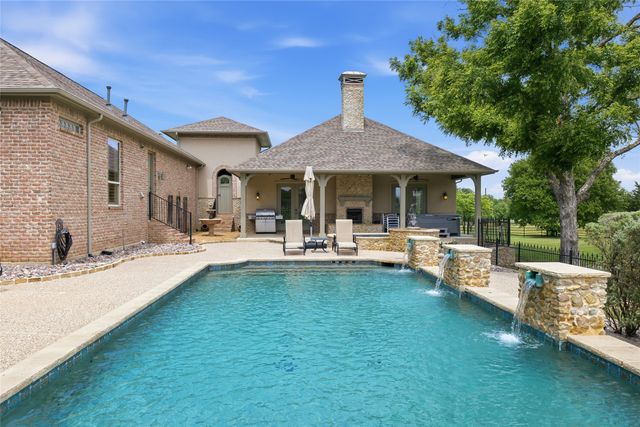 12090 Lake Trail Drive, Copper Canyon, TX 76226