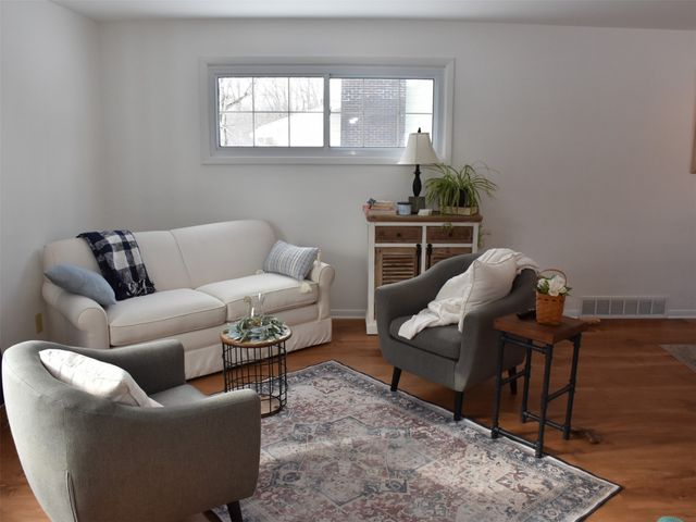 413 HARTZ Avenue, Meadville, PA 16335