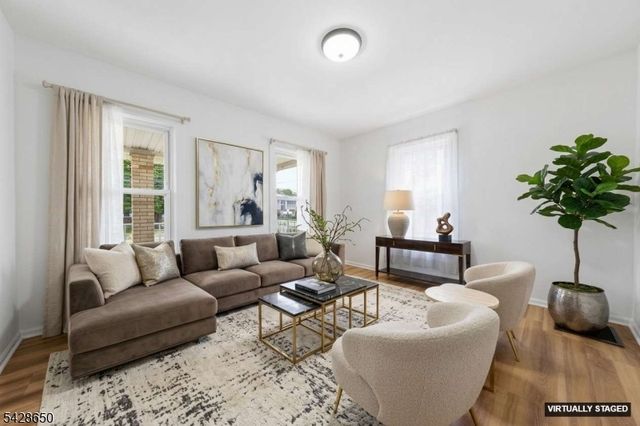 46 Warrenville Rd, Middlesex Boro, NJ 08846