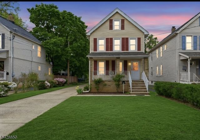 46 Warrenville Rd, Middlesex Boro, NJ 08846