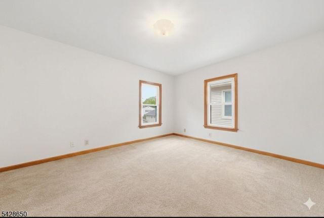 46 Warrenville Rd, Middlesex Boro, NJ 08846