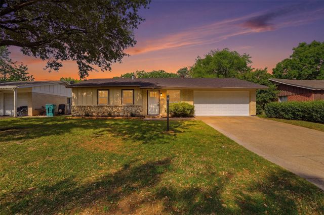 1812 Muse Street, Fort Worth, TX 76112