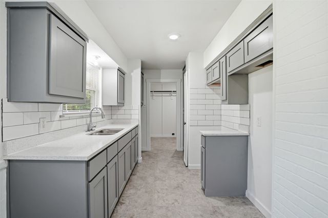 1812 Muse Street, Fort Worth, TX 76112