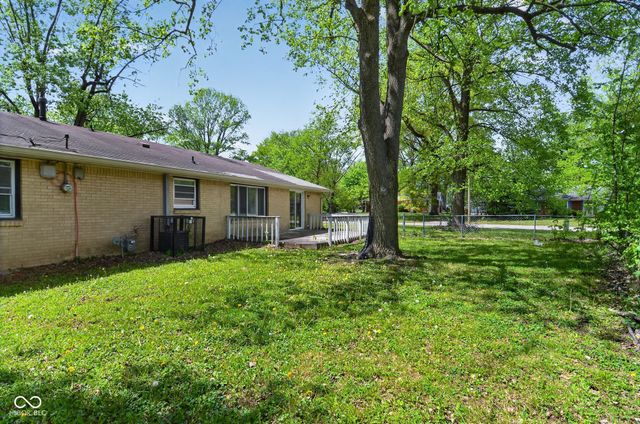 1945 Schwier Court, Indianapolis, IN 46229