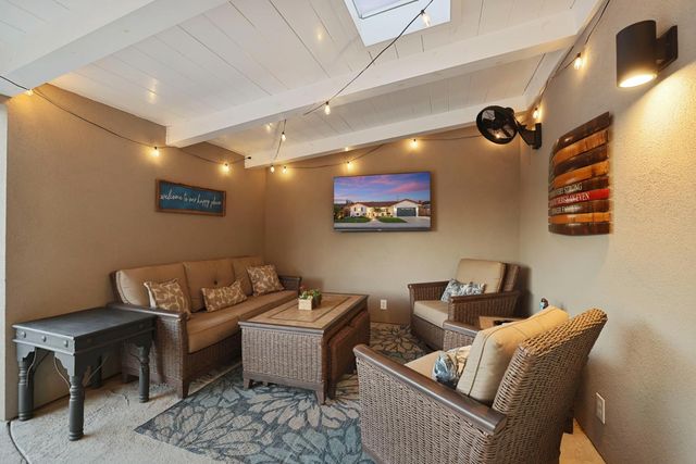 1132 Green Oaks Way, Lodi, CA 95240