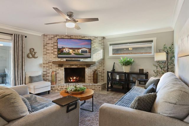 1132 Green Oaks Way, Lodi, CA 95240