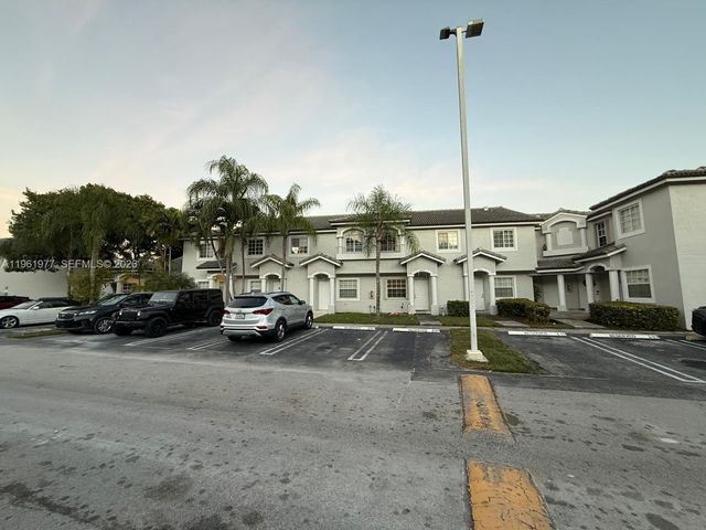 14111 SW 121st Pl 4, Miami, FL 33186