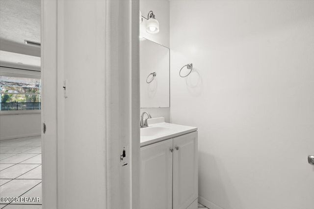 14 Woodlake Drive, Port Orange, FL 32129