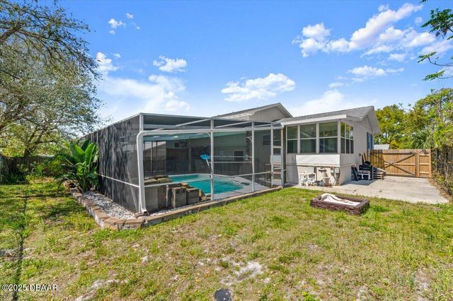 14 Woodlake Drive, Port Orange, FL 32129