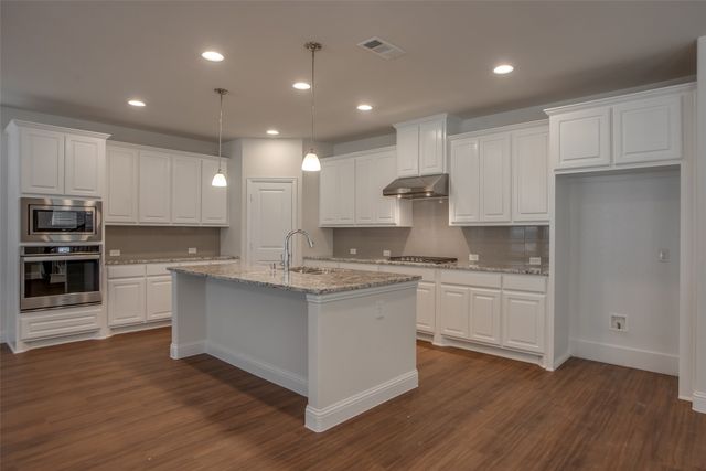 3105 Damsel Sauvage Lane, Lewisville, TX 75056