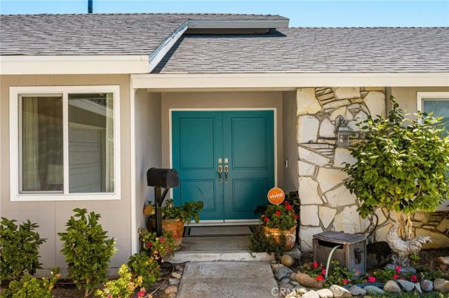 1136 E Rosewood Ave, Orange, CA 92866