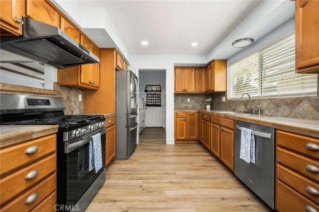 1136 E Rosewood Ave, Orange, CA 92866