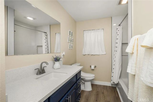 1136 E Rosewood Ave, Orange, CA 92866