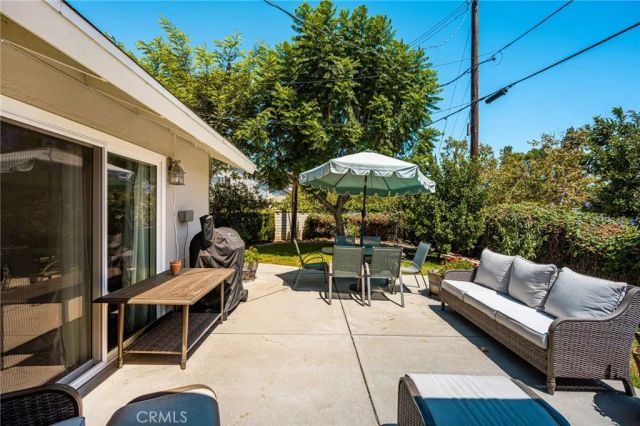 1136 E Rosewood Ave, Orange, CA 92866