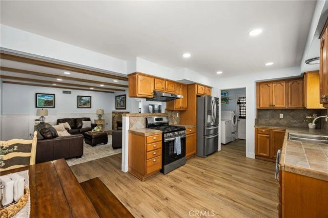 1136 E Rosewood Ave, Orange, CA 92866
