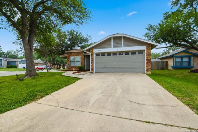 13203 WOOD CLIMB ST, San Antonio, TX 78233