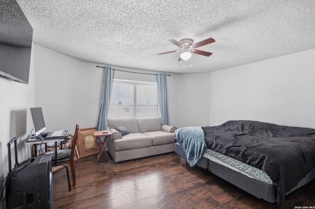 13203 WOOD CLIMB ST, San Antonio, TX 78233