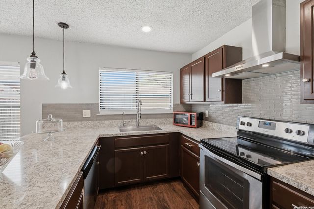 13203 WOOD CLIMB ST, San Antonio, TX 78233