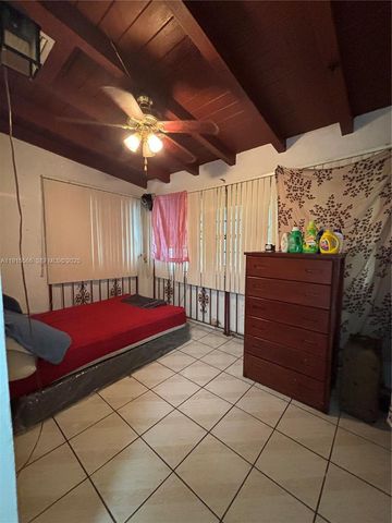 808 NW 75th St, Miami, FL 33150