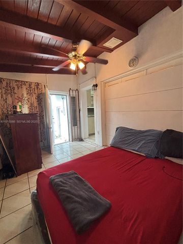 808 NW 75th St, Miami, FL 33150