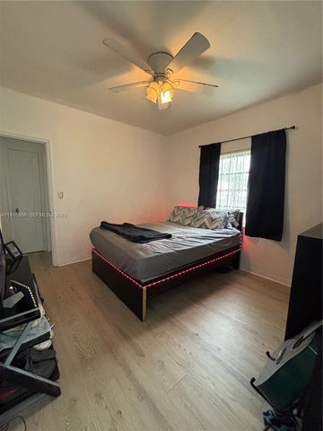 808 NW 75th St, Miami, FL 33150