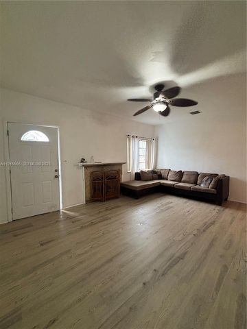 808 NW 75th St, Miami, FL 33150