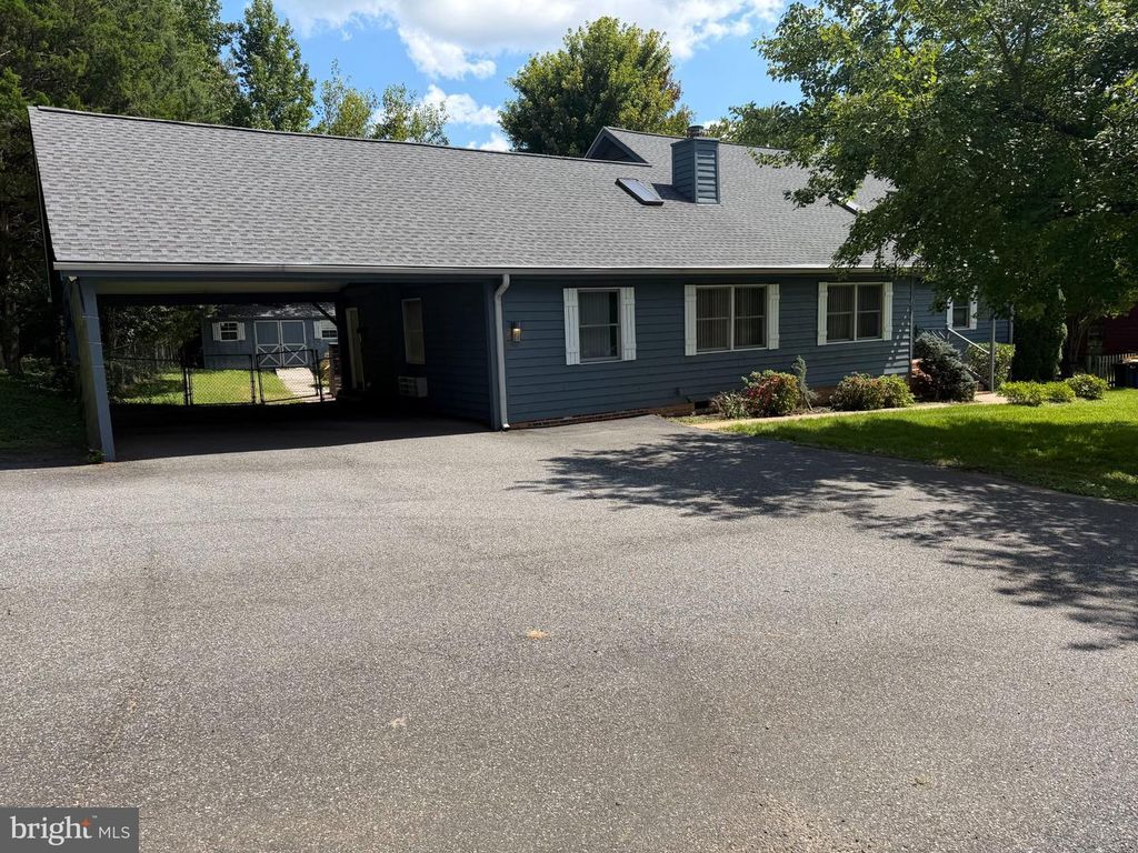11811 GORDON, Fredericksburg, VA 22407