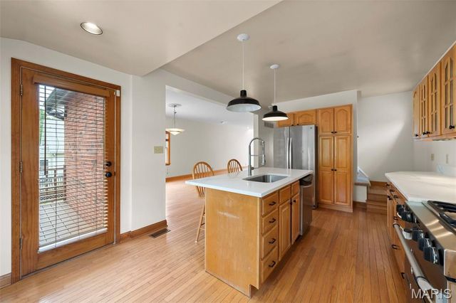 9715 Big Bend Boulevard, St Louis, MO 63122